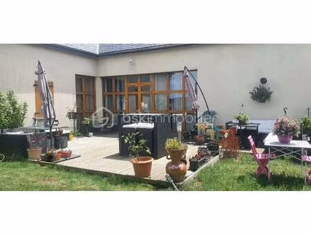 maison de 435 m² à besse-et-saint-anastaise