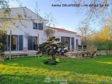 vente maison 7 pièces 164 m² nesmy (85310)