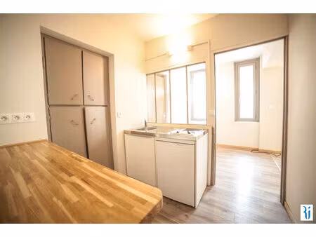 location appartement 1 pièce 23 m² à rouen (76000)