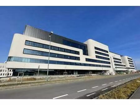laboratoires à louer à charleroi
