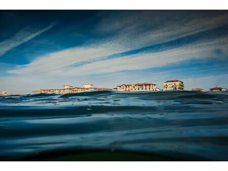 vente commerce 74 m² soorts-hossegor (40150)