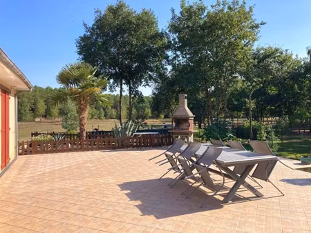 belle propriété de campagne avec terrain de presque 3 hectares