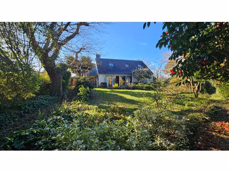 maison sautron 8 pièce(s) 164 m2