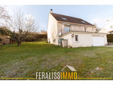 très belle maison individuelle édifiée sur s/sol total de 13