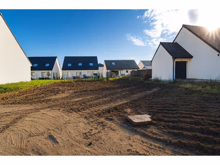 terrain à bâtir 330 m² - calais - viabilisé - borné - exposition sud-est