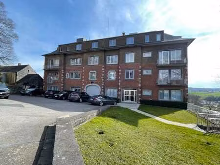 duplex proche des facilités avec vue imprenable