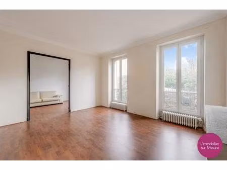 appartement face au lac daumesnil à vendre