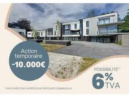 magnifique superficie de bureau disponible immédiatement