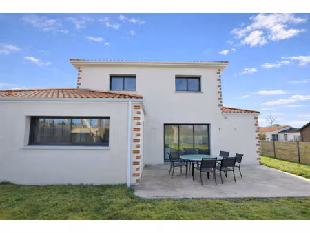 pornic - maison recente de 2023 - 4 chambres - environnement