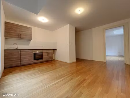 appartement 4 pièces 94 m²