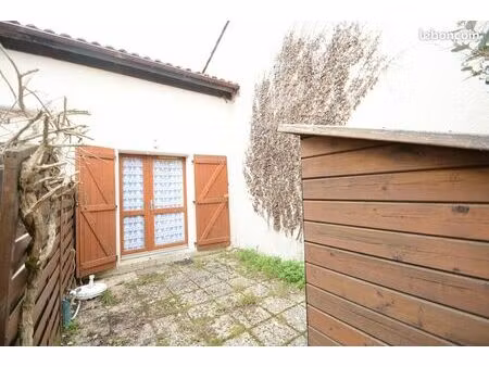 pavillon 2 pièces 33 m²