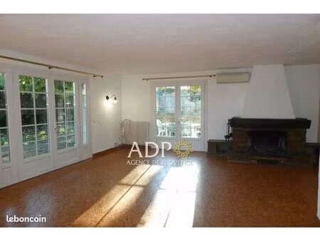 villa 5 pièces 154 m²