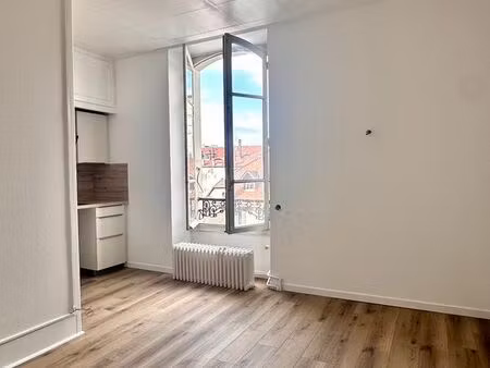 studio 1 pièce 20 m²