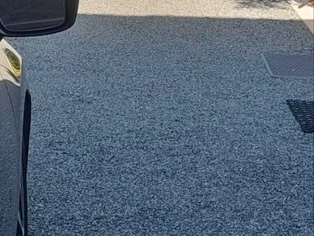 parking à 5 mn de l'aéroport