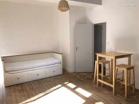 studio saumur hyper centre meublé