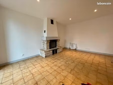 maison 5 pièces 80 m²