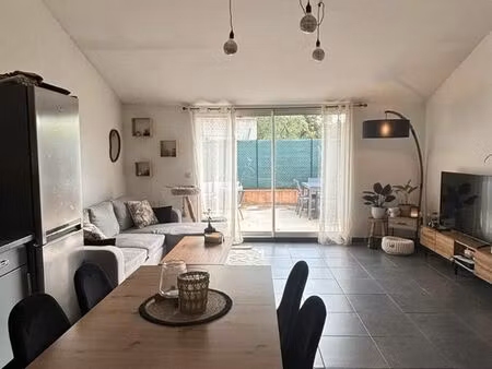 t2 avec terrasse en campagne