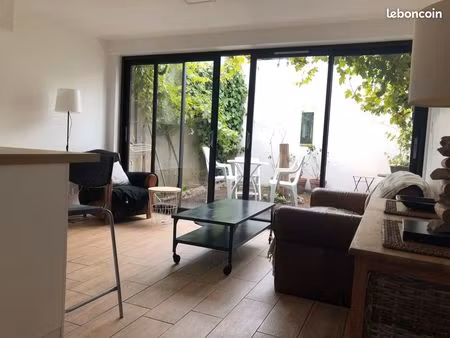 appartement avec courette 1 chambre