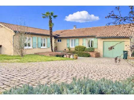 vente locaux professionnels 160 m² à charly (69390)  590 000 €