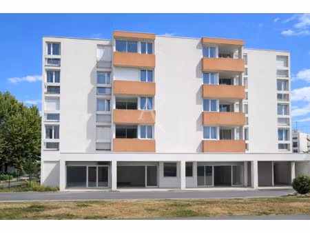 vente locaux professionnels 95 m² à roissy-en-brie (77680)  172 500 €