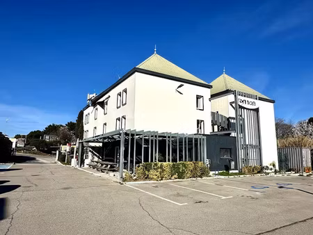 vente locaux professionnels 70 pièces 990 m² à saint-jean-de-vedas (34430)  420 000 €