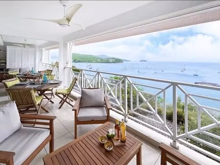 les trois-ilets : appartement t2 de standing