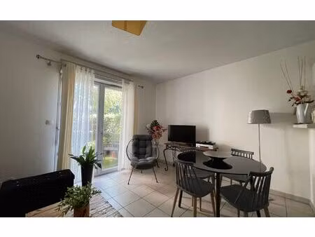 location appartement  m² t-2 à cugnaux  599 €