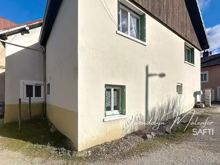 vente immeuble 213 m² à mouchard (39330)  185 000 €