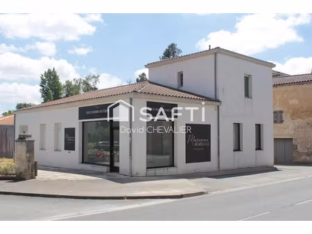 vente immeuble 180 m² à saint-genis-de-saintonge (17240)  210 000 €