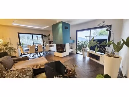 drap : haut de villa 107 m² vue dégagée – piscine