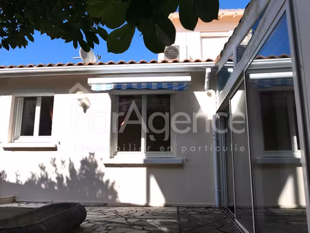 vente locaux professionnels 146 m² à vaux-sur-mer (17640)  390 000 €