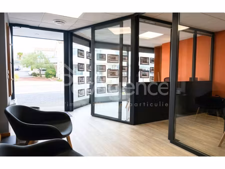 vente locaux professionnels 7 pièces 146 m² à vaux-sur-mer (17640)  390 000 €