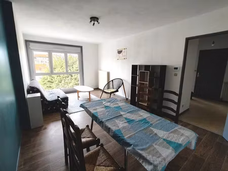 location meublée appartement 2 pièces 48 m² à roanne (42300)  630 €
