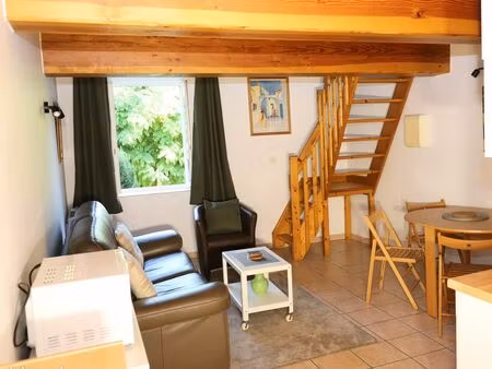 à louer bel appartement meublé  44m² avec mezzanine