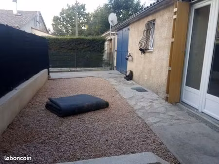 t2 meublé ext/garage