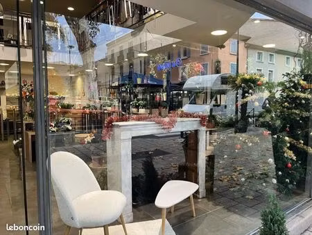 à vendre - fond de commerce - tout commerce possible