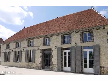 maison en pierre du xixe siècle et ses dépendances vendue clé en main (fintions en cours)