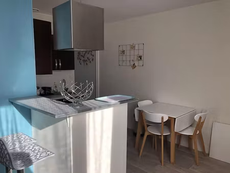location meublée appartement 1 pièce 34 m² à amiens (80000)  680 €