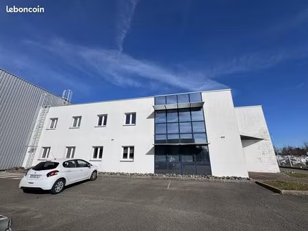 local 2000 m² belfort