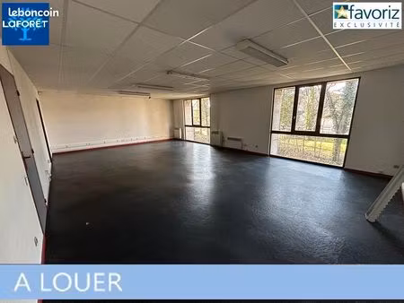 local 241 m² belfort