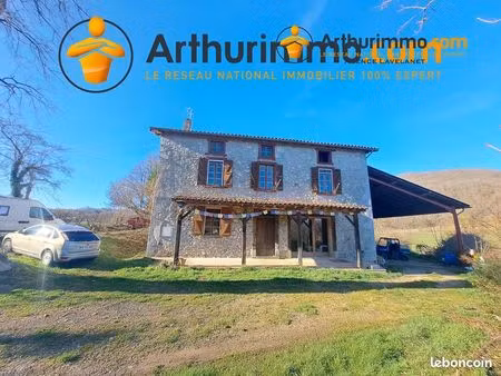 propriété 4 pièces 170 m²