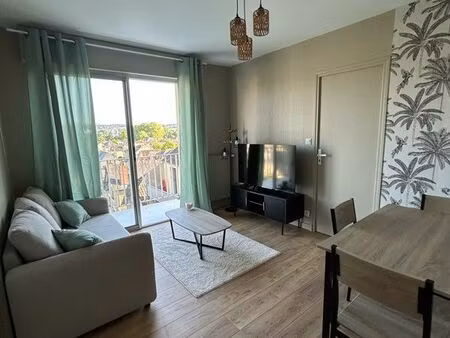 loue appartement meublé entièrement rénové et équipé à neuf