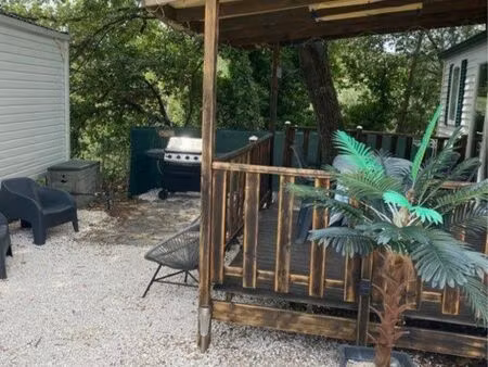 mobil home camping vert gapeau