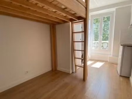 studio meublé + machine à laver