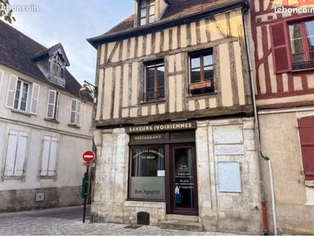 local commercial 50m2 - auxerre 89000 - centre ville