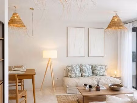 superbe maison de ville t3 rénovée – 76 m² – saint-françois