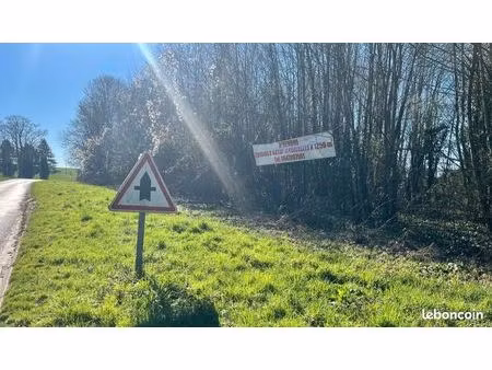 terrain a marteville commune d'attilly