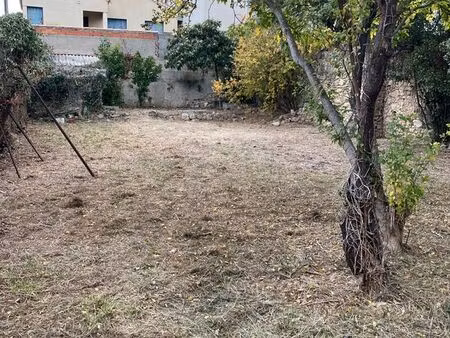 vente d'un terrain à bâtir à ouveillan