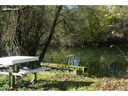 terrain de loisirs en bord de clain 617 m² buxerolles