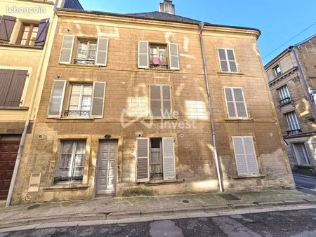 immeuble 364 m² sedan